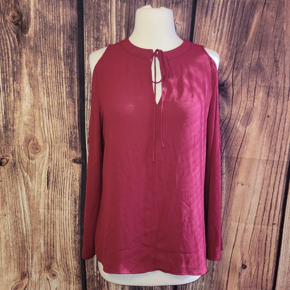 LOFT Cold Shoulder Top Size M Red